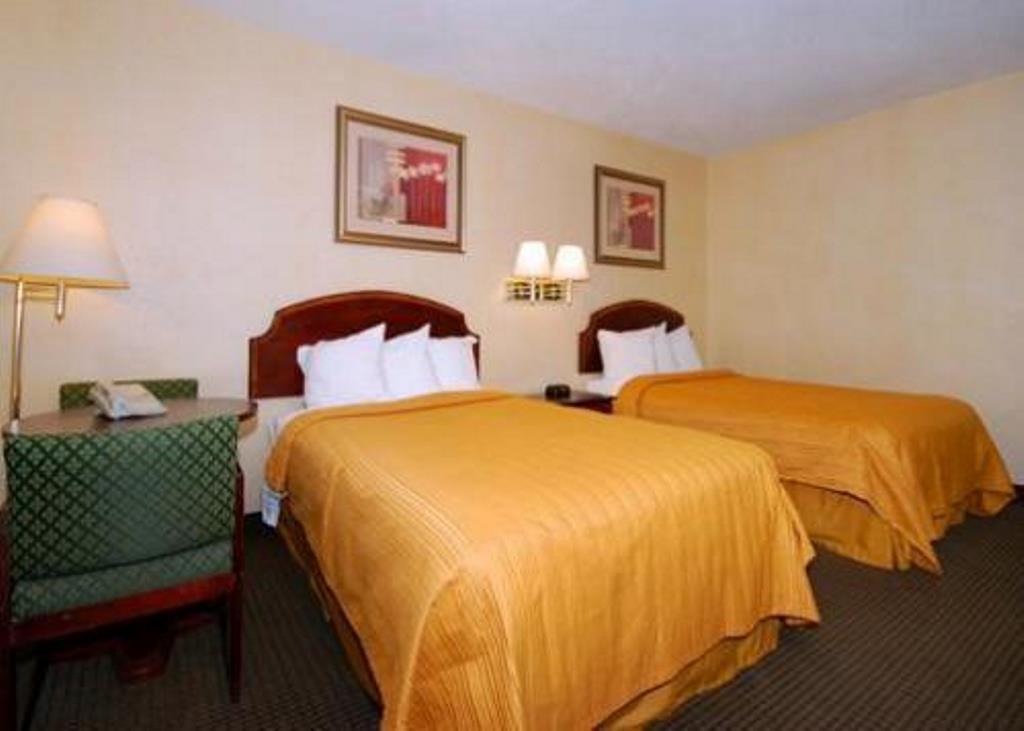 Quality Inn Takoma Park Oda fotoğraf